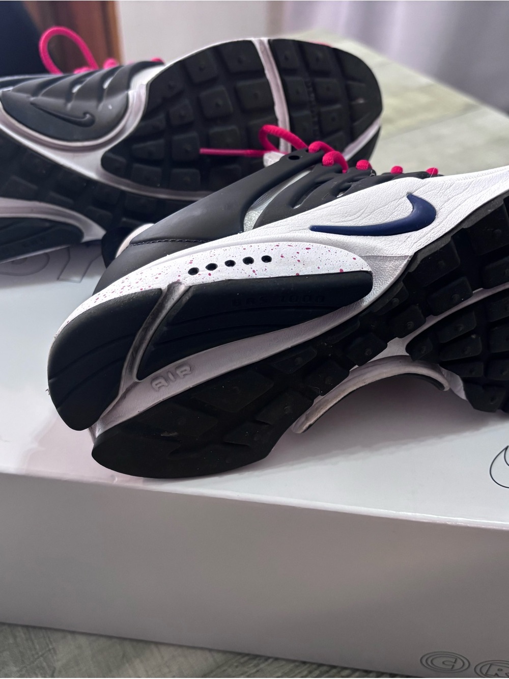 Nike Air Presto - Nike By You - White, Black, Red & Navy - Picture 7 of 8